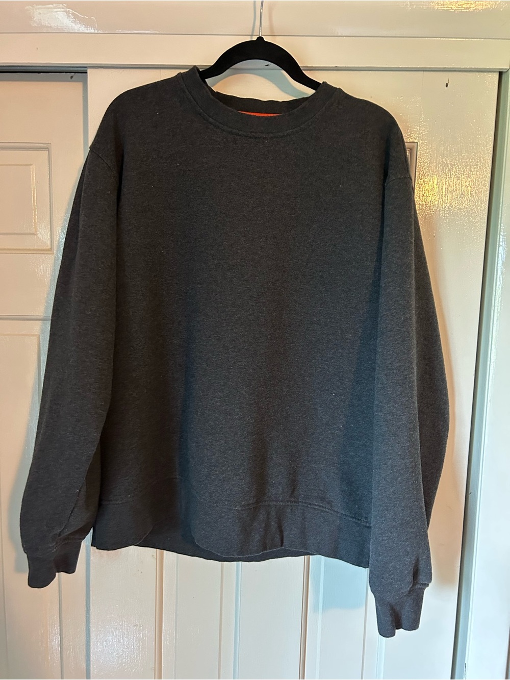 Orvis Men's Crewneck Sweatshirt - Charcoal Gray